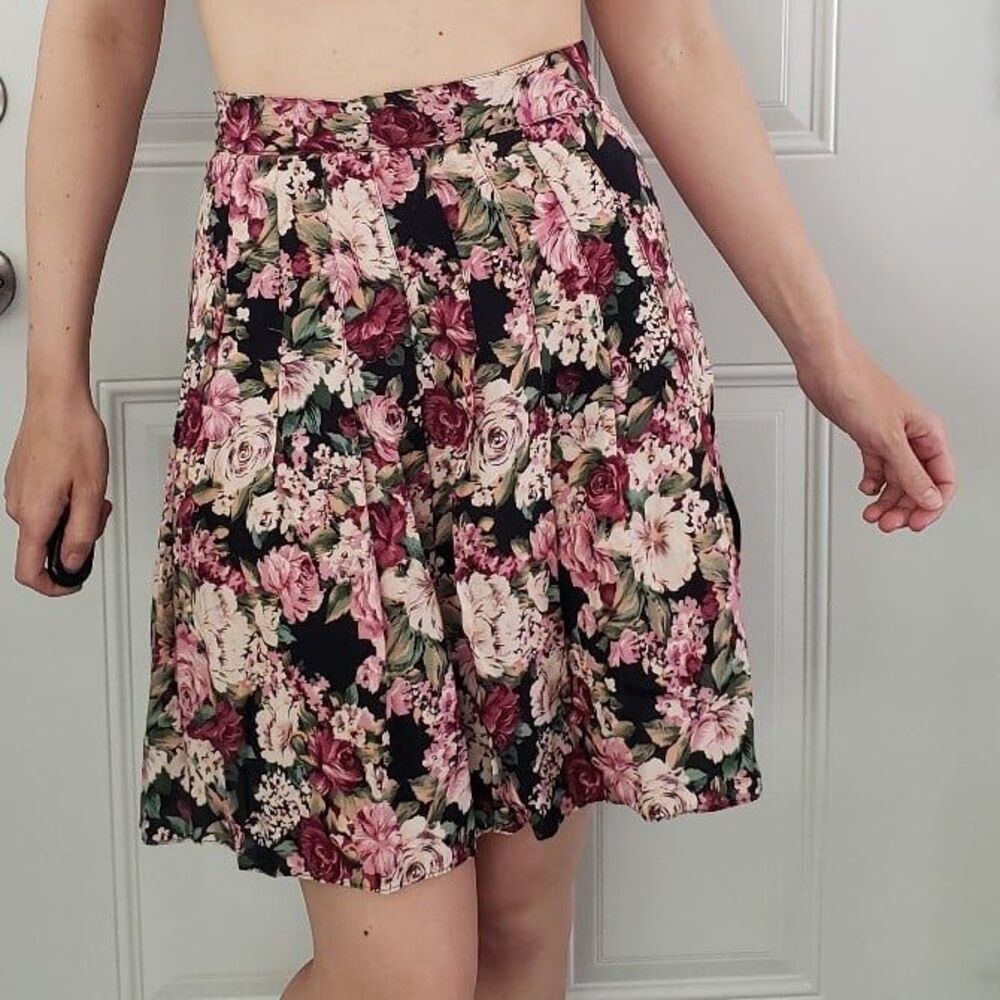 90s Pink Floral Pleated‎ Skirt